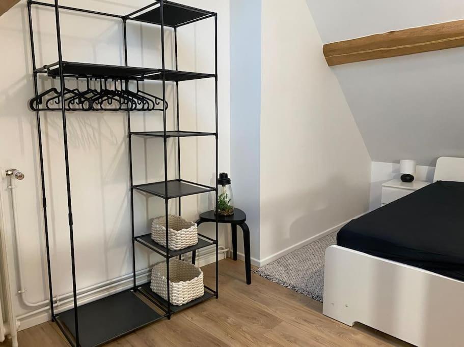 Appart Renove En Duplex Avec Terrasse Et Garage Bouleurs Luaran gambar
